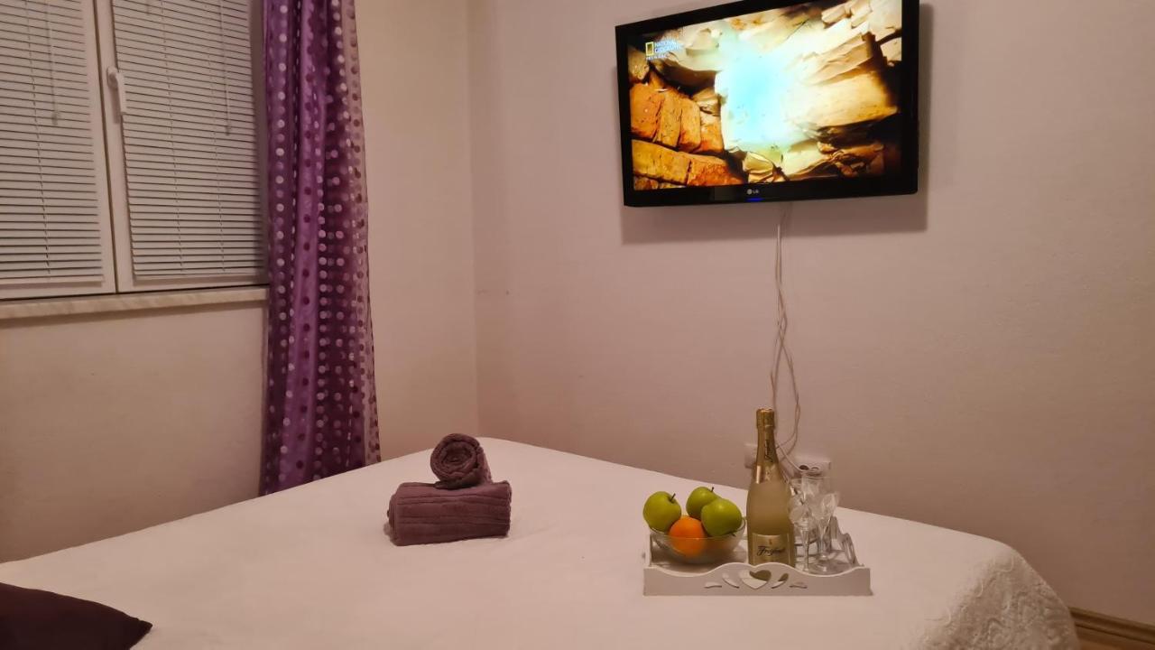 Villa Bubica- Cozy Holiday Home In Rural Area With Pool Stankovci  Extérieur photo