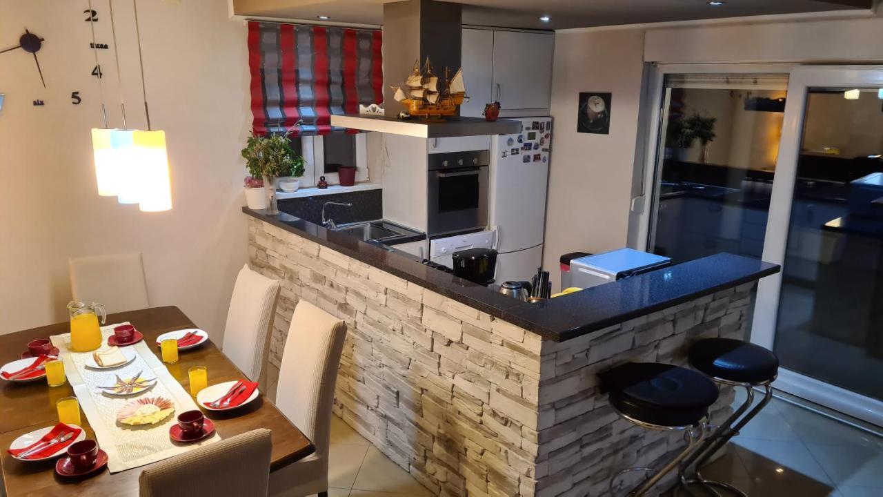 Villa Bubica- Cozy Holiday Home In Rural Area With Pool Stankovci  Extérieur photo