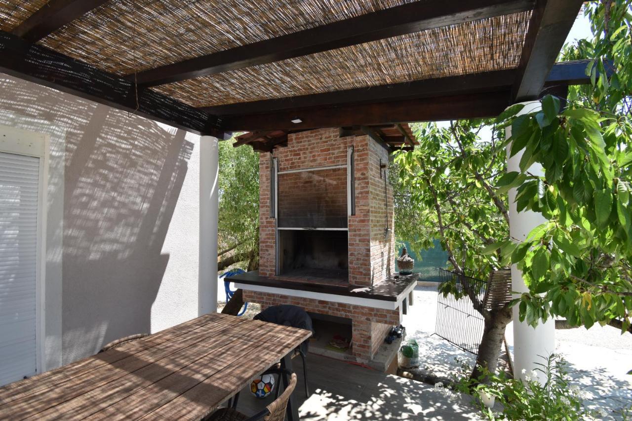 Villa Bubica- Cozy Holiday Home In Rural Area With Pool Stankovci  Extérieur photo